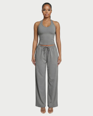 Chaleco corto con hebilla frontal de piel sintética QUELLA