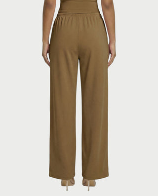 Chaleco corto con hebilla frontal de piel sintética QUELLA