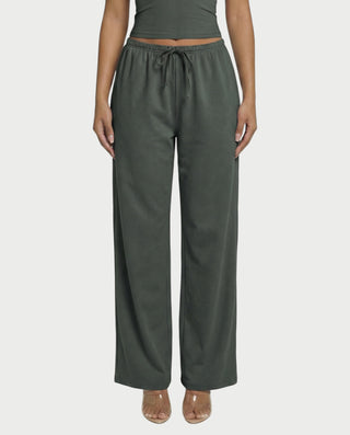 Chaleco corto con hebilla frontal de piel sintética QUELLA