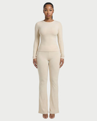 Mono de piel sintética con hombros descubiertos de NENYA