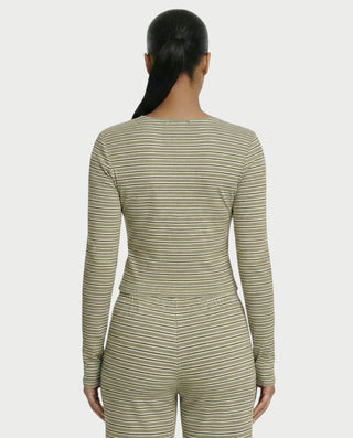 Mono de piel sintética con hombros descubiertos de NENYA