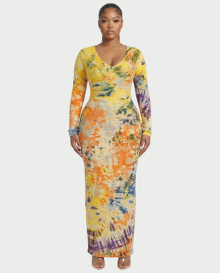 Vestido mini de malla con aberturas y detalle de cadena de JUVIA