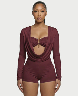 ARIELLE Mono con cuello halter