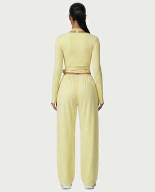 Chaleco corto con hebilla frontal de piel sintética QUELLA