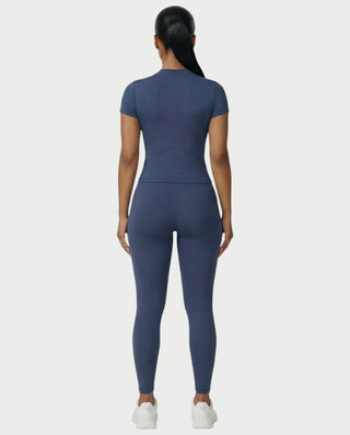 Chaleco corto con hebilla frontal de piel sintética QUELLA