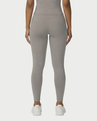 Chaleco corto con hebilla frontal de piel sintética QUELLA