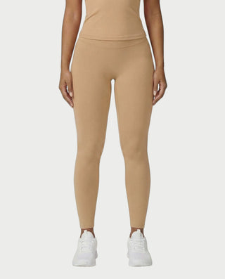 Chaleco corto con hebilla frontal de piel sintética QUELLA