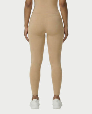 Chaleco corto con hebilla frontal de piel sintética QUELLA