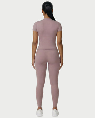 Chaleco corto con hebilla frontal de piel sintética QUELLA