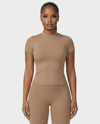 ALVIRA Sporty Short Sleeved Top