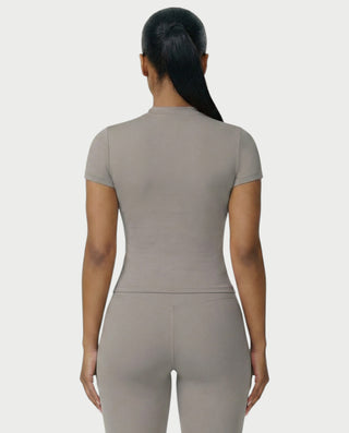 ALVIRA Sporty Short Sleeved Top