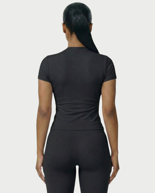 ALVIRA Sporty Short Sleeved Top