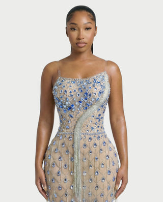 Vestido midi con flecos y escote pronunciado de LIRRA