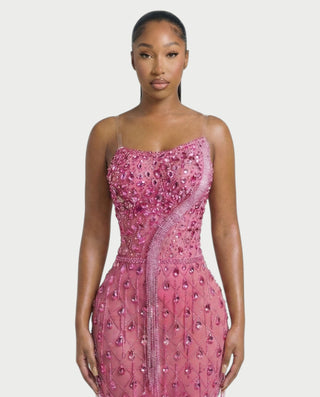 Vestido midi con flecos y escote pronunciado de LIRRA
