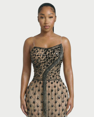 Vestido midi con flecos y escote pronunciado de LIRRA