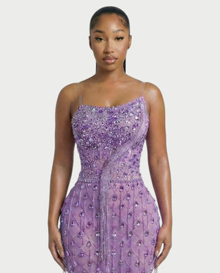Vestido midi con flecos y escote pronunciado de LIRRA