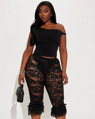 AVALYN Floral Lace Ruffle Ankle Capri Pants