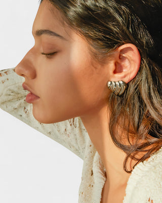 ZARENA Ruffle Heart Earrings