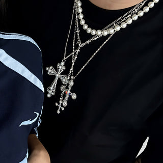 QUINTIS Pearl Necklace & Large Cross Pendant Set